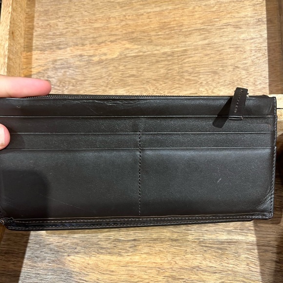 Authentic Buberry leather wallet - Picture 12 of 14